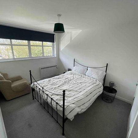 2 Bed City Centre Flat Бат Екстер'єр фото