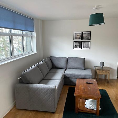 2 Bed City Centre Flat Бат Екстер'єр фото