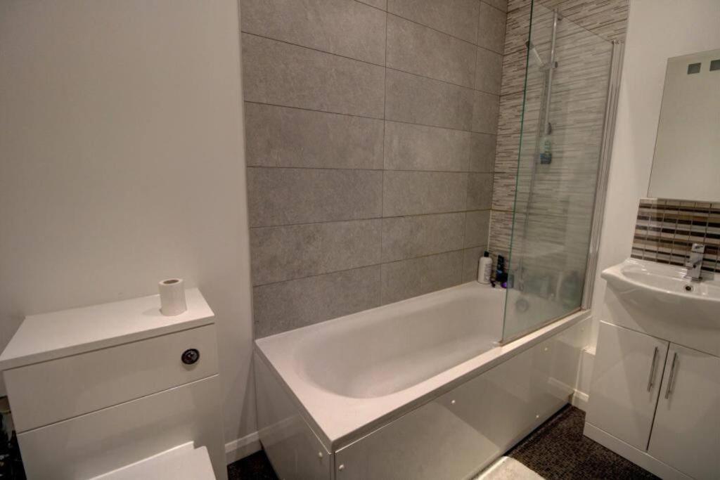 2 Bed City Centre Flat Бат Екстер'єр фото